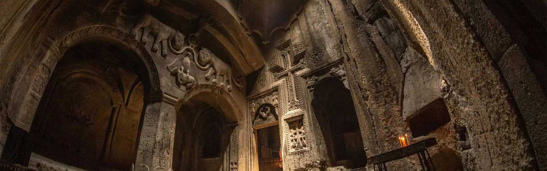 Noravanq Monastery - Inside